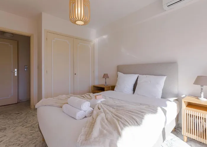 5ème Ciel - Balcon, Calme, Proche Plage, Clim * Cannes