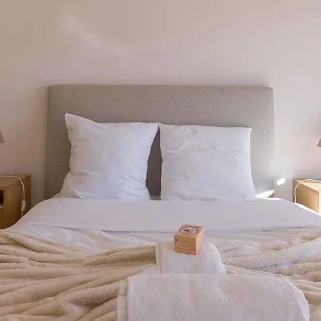 5eme Ciel - Balcon, Calme, Proche Plage, Clim *